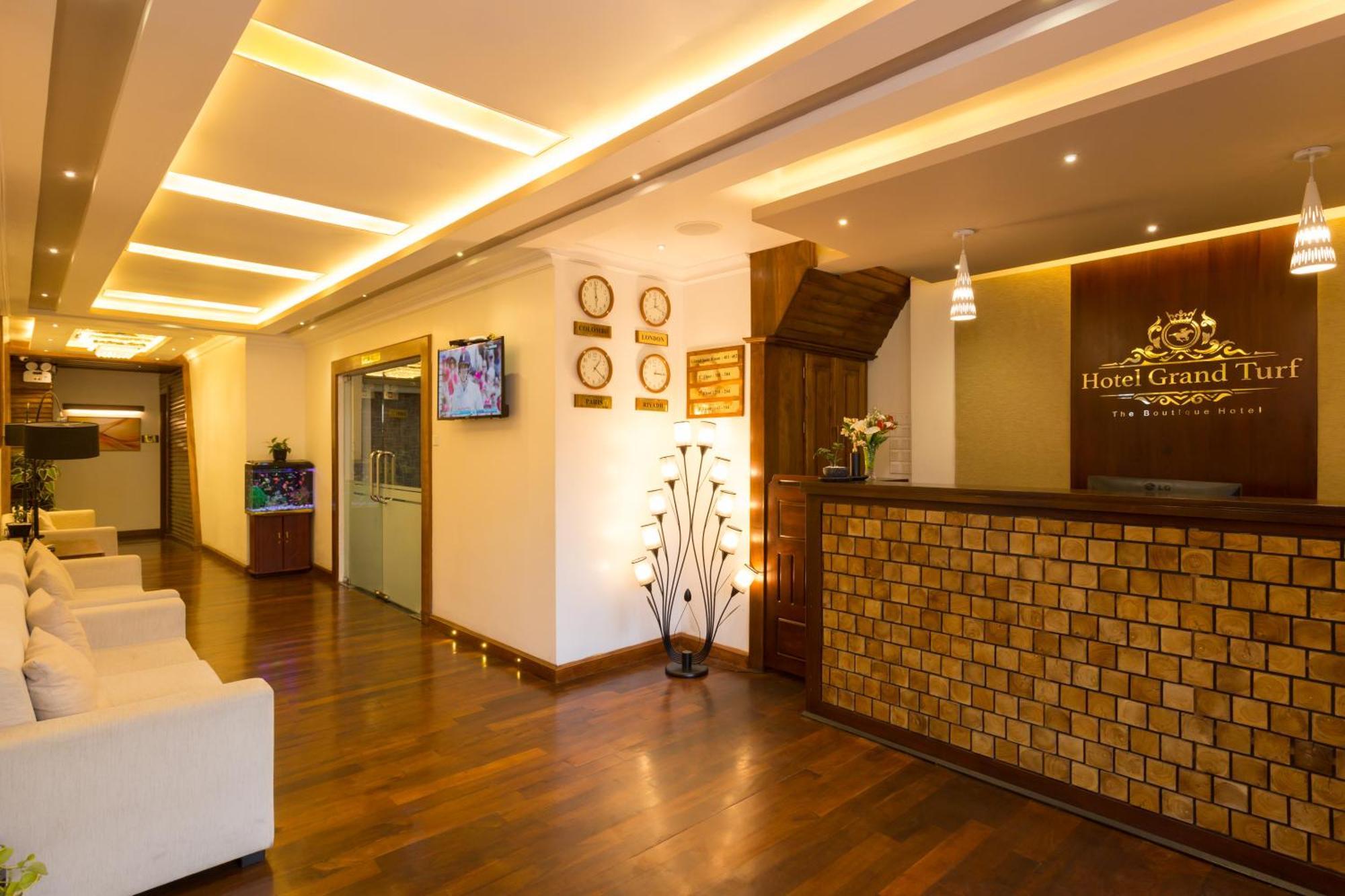 נוארה אליה Hotel Grand Turf By Gsp מראה חיצוני תמונה