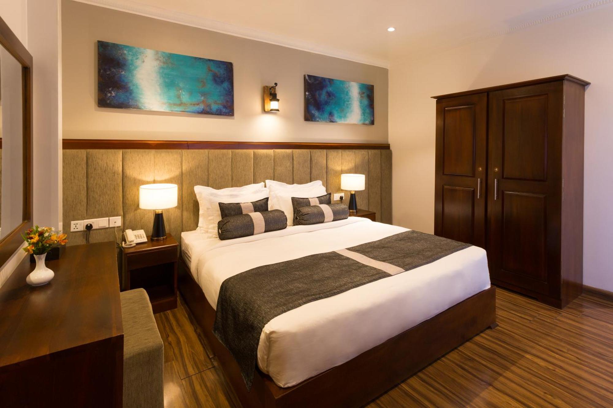 נוארה אליה Hotel Grand Turf By Gsp מראה חיצוני תמונה